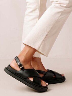 ALOHAS MARSHMALLOW CRISS CROSS SANDALS-BLACK-39
